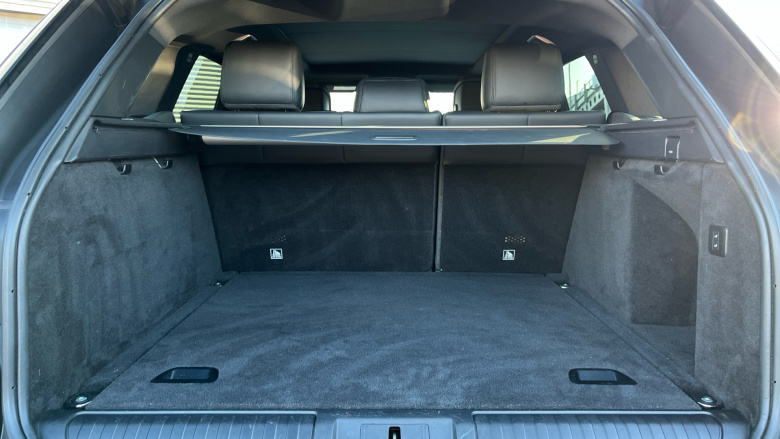 Land Rover Range Rover Sport 3.0 D300 HSE Dynamic Black 5dr Auto Diesel Estate